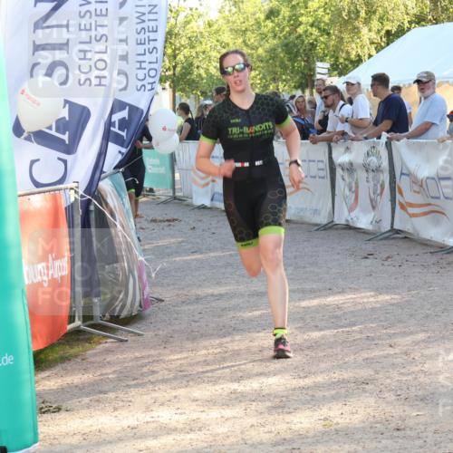 07.09.2025 - 19. Norderstedt Triathlon Luisa Fischer http://msf.ph/oto/8737534 07.09.2025 16:45:06 Ziel 1082, 1609 meine-sportfotos.de