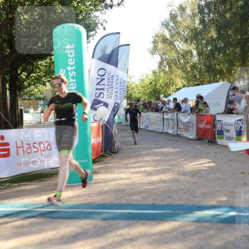 07.09.2025 - 19. Norderstedt Triathlon Luisa Fischer http://msf.ph/oto/8737564 07.09.2025 16:45:07 Ziel 1082, 1609 meine-sportfotos.de