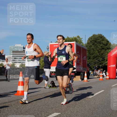 07.09.2025 - BARMER Alsterlauf Yannick Fuchs http://msf.ph/oto/8737570 07.09.2025 09:23:53 Laufen 49, 15 meine-sportfotos.de