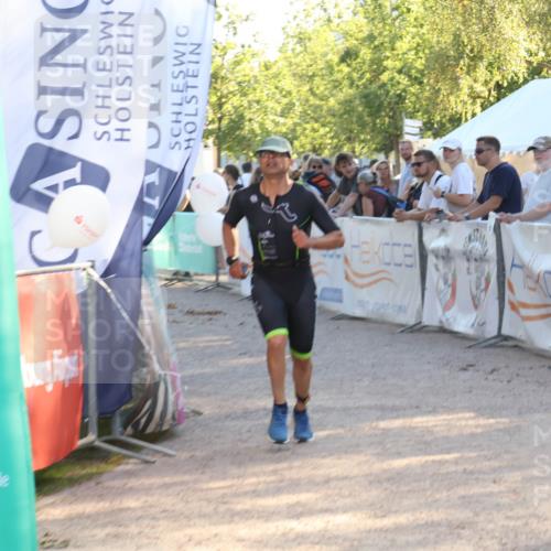 07.09.2025 - 19. Norderstedt Triathlon Luisa Fischer http://msf.ph/oto/8737580 07.09.2025 16:45:08 Ziel 1082, 1609 meine-sportfotos.de