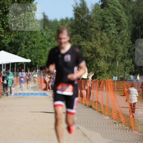 07.09.2025 - 19. Norderstedt Triathlon Michael Strokosch http://msf.ph/oto/8737582 07.09.2025 11:49:06 Laufen 196, 1355, 1394 meine-sportfotos.de