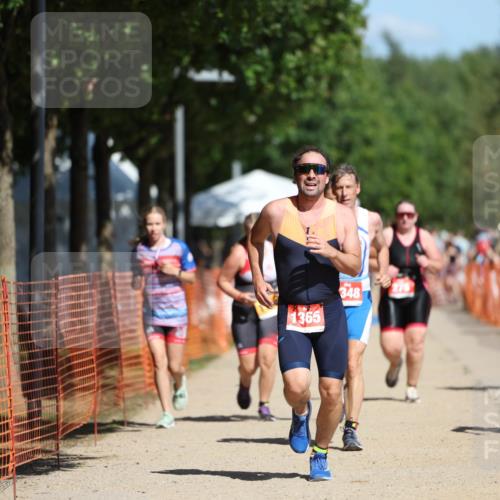 07.09.2025 - 19. Norderstedt Triathlon Michael Strokosch http://msf.ph/oto/8737603 07.09.2025 12:28:27 Laufen 165, 1197, 1249, 1348, 1365 meine-sportfotos.de