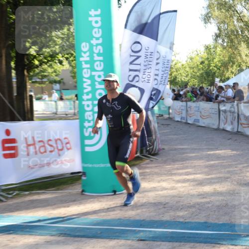 07.09.2025 - 19. Norderstedt Triathlon Luisa Fischer http://msf.ph/oto/8737606 07.09.2025 16:45:10 Ziel 1082, 1609 meine-sportfotos.de
