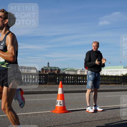 07.09.2025 - BARMER Alsterlauf Yannick Fuchs http://msf.ph/oto/8737640 07.09.2025 09:23:55 Laufen  meine-sportfotos.de