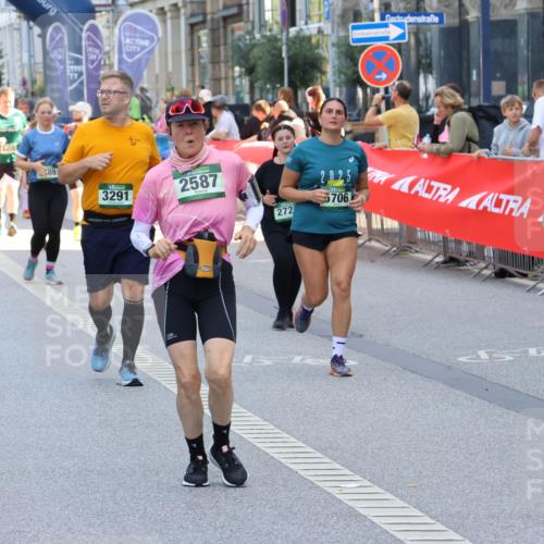 07.09.2025 - BARMER Alsterlauf Strokosch-Dieckow http://msf.ph/oto/8737642 07.09.2025 10:19:19 Ziel 3488, 3566, 3643, 3936, 4395, 4509, 4510, 4975, 5503, 5560, 5698, 6319 meine-sportfotos.de