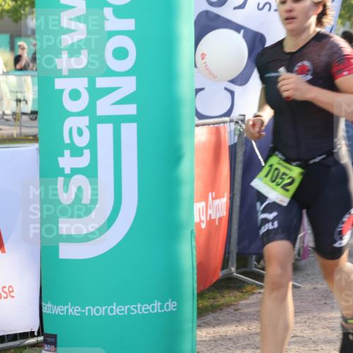 07.09.2025 - 19. Norderstedt Triathlon Luisa Fischer http://msf.ph/oto/8737659 07.09.2025 16:45:20 Ziel 509, 1052, 1072, 1569 meine-sportfotos.de
