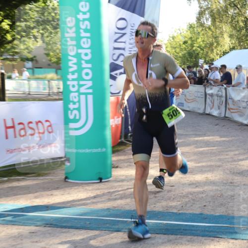 07.09.2025 - 19. Norderstedt Triathlon Luisa Fischer http://msf.ph/oto/8737674 07.09.2025 16:45:22 Ziel 509, 1052, 1072, 1569 meine-sportfotos.de