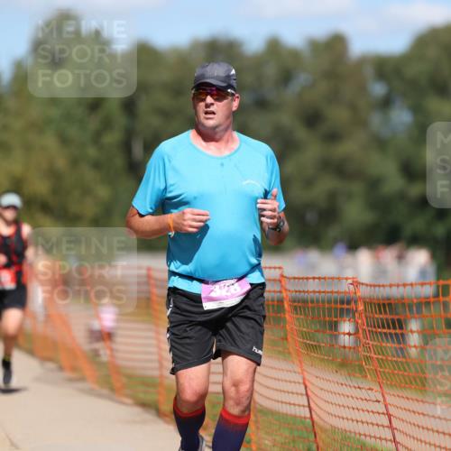 07.09.2025 - 19. Norderstedt Triathlon Michael Strokosch http://msf.ph/oto/8737683 07.09.2025 13:44:54 Laufen 315, 328, 341, 841 meine-sportfotos.de