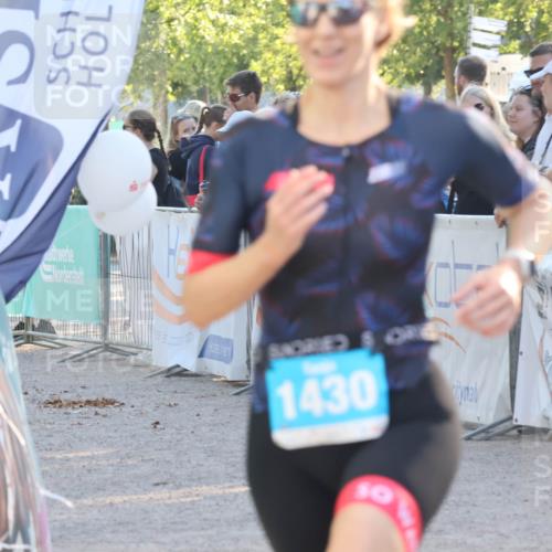 07.09.2025 - 19. Norderstedt Triathlon Luisa Fischer http://msf.ph/oto/8737693 07.09.2025 16:45:34 Ziel 1430 meine-sportfotos.de