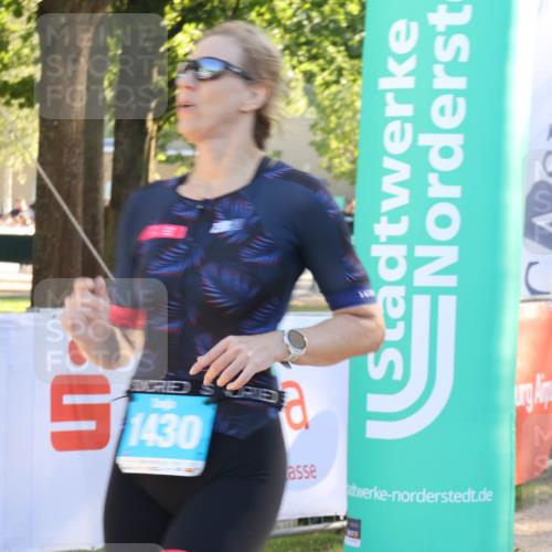 07.09.2025 - 19. Norderstedt Triathlon Luisa Fischer http://msf.ph/oto/8737719 07.09.2025 16:45:36 Ziel 1430 meine-sportfotos.de