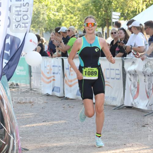 07.09.2025 - 19. Norderstedt Triathlon Luisa Fischer http://msf.ph/oto/8737738 07.09.2025 16:45:50 Ziel 1089 meine-sportfotos.de