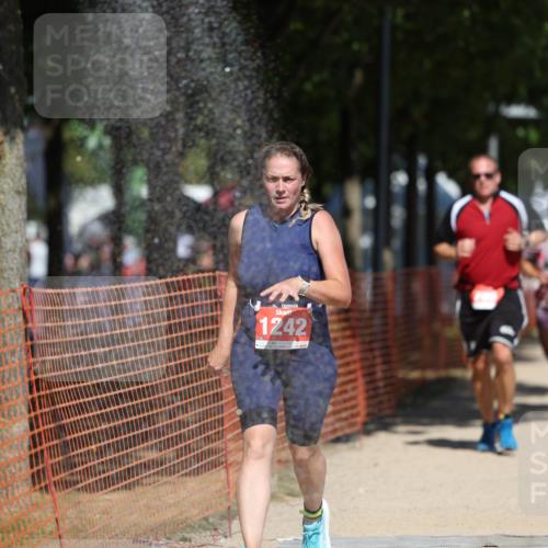 07.09.2025 - 19. Norderstedt Triathlon Michael Strokosch http://msf.ph/oto/8737761 07.09.2025 13:04:49 Laufen 195, 239, 786, 1242, 1295 meine-sportfotos.de