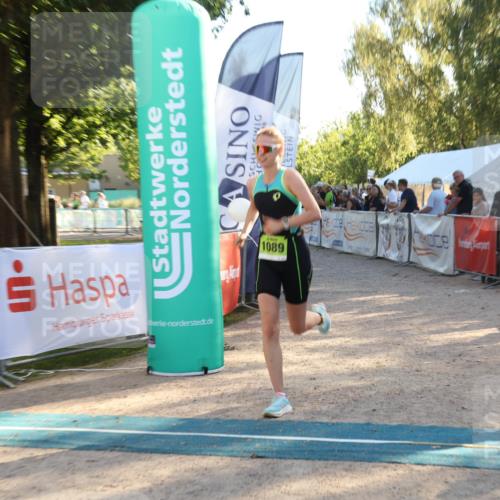 07.09.2025 - 19. Norderstedt Triathlon Luisa Fischer http://msf.ph/oto/8737772 07.09.2025 16:45:53 Ziel 1089 meine-sportfotos.de