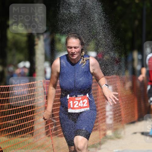 07.09.2025 - 19. Norderstedt Triathlon Michael Strokosch http://msf.ph/oto/8737829 07.09.2025 13:04:50 Laufen 195, 239, 786, 1242, 1295 meine-sportfotos.de