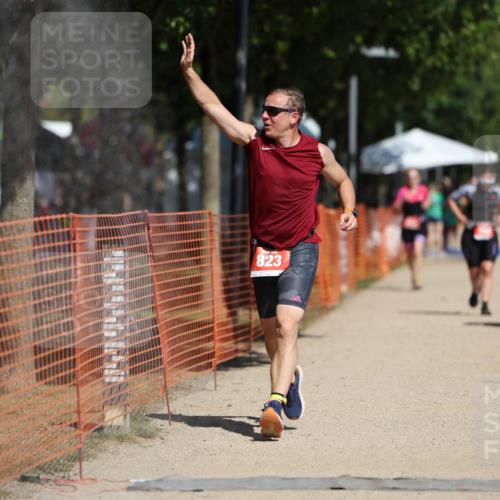 07.09.2025 - 19. Norderstedt Triathlon Michael Strokosch http://msf.ph/oto/8737851 07.09.2025 12:28:53 Laufen 267, 823, 1358 meine-sportfotos.de