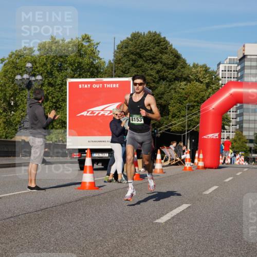 07.09.2025 - BARMER Alsterlauf Yannick Fuchs http://msf.ph/oto/8737853 07.09.2025 09:24:48 Laufen 8153, 1 meine-sportfotos.de