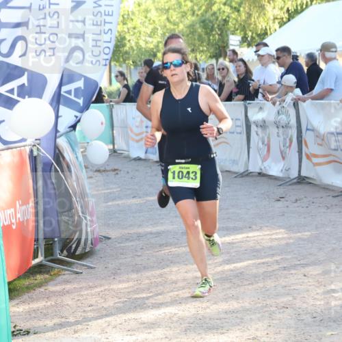 07.09.2025 - 19. Norderstedt Triathlon Luisa Fischer http://msf.ph/oto/8737881 07.09.2025 16:46:10 Ziel 474, 1043, 1621 meine-sportfotos.de