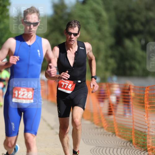 07.09.2025 - 19. Norderstedt Triathlon Michael Strokosch http://msf.ph/oto/8737883 07.09.2025 11:49:35 Laufen 774, 1228 meine-sportfotos.de