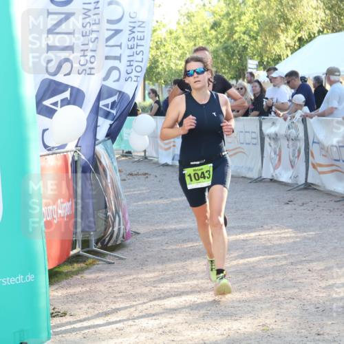 07.09.2025 - 19. Norderstedt Triathlon Luisa Fischer http://msf.ph/oto/8737890 07.09.2025 16:46:10 Ziel 474, 1043, 1621 meine-sportfotos.de