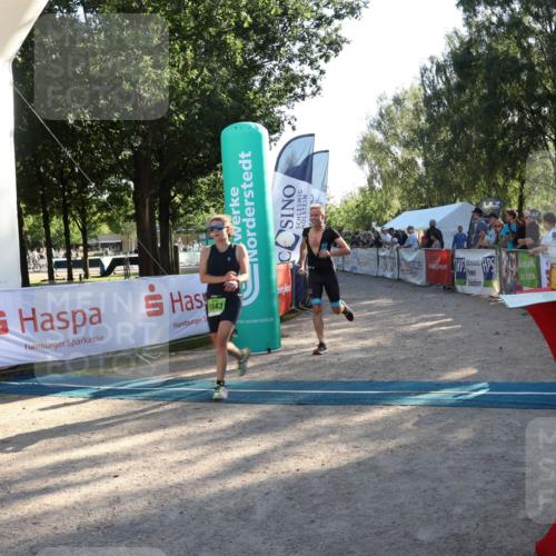 07.09.2025 - 19. Norderstedt Triathlon Luisa Fischer http://msf.ph/oto/8737905 07.09.2025 16:46:12 Ziel 474, 1043, 1621 meine-sportfotos.de