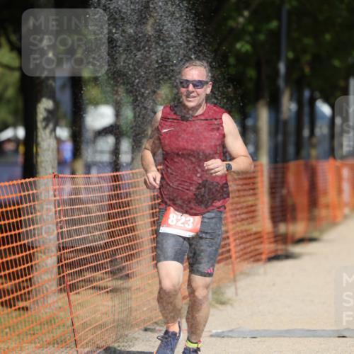 07.09.2025 - 19. Norderstedt Triathlon Michael Strokosch http://msf.ph/oto/8737909 07.09.2025 12:28:54 Laufen 184, 267, 823, 1358 meine-sportfotos.de