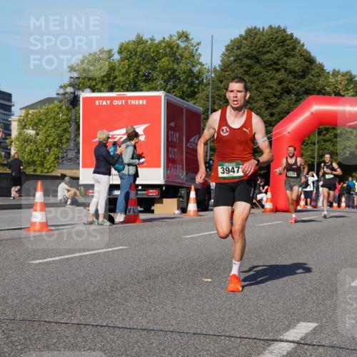 07.09.2025 - BARMER Alsterlauf Yannick Fuchs http://msf.ph/oto/8737962 07.09.2025 09:25:20 Laufen 18197, 3947, 4370, 17 meine-sportfotos.de