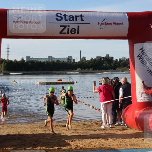 07.09.2025 - 19. Norderstedt Triathlon Luisa Fischer http://msf.ph/oto/8738011 07.09.2025 09:02:05 Schwimmen 1, 4, 44, 46, 50 meine-sportfotos.de