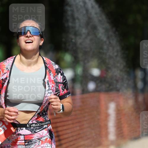 07.09.2025 - 19. Norderstedt Triathlon Michael Strokosch http://msf.ph/oto/8738018 07.09.2025 13:04:55 Laufen 195, 786, 1276, 1295 meine-sportfotos.de