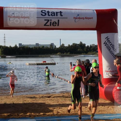 07.09.2025 - 19. Norderstedt Triathlon Luisa Fischer http://msf.ph/oto/8738030 07.09.2025 09:02:06 Schwimmen 1, 4, 44, 46, 50 meine-sportfotos.de
