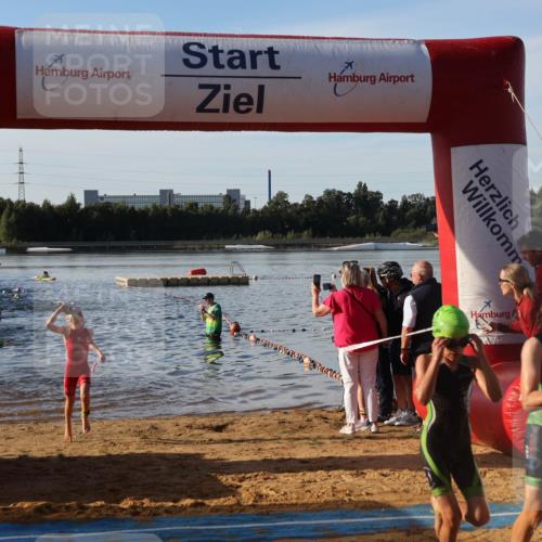 07.09.2025 - 19. Norderstedt Triathlon Luisa Fischer http://msf.ph/oto/8738035 07.09.2025 09:02:06 Schwimmen 1, 4, 44, 46, 50 meine-sportfotos.de
