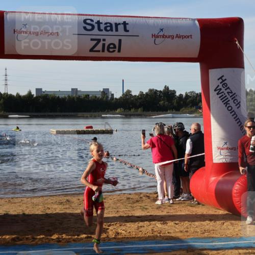 07.09.2025 - 19. Norderstedt Triathlon Luisa Fischer http://msf.ph/oto/8738063 07.09.2025 09:02:08 Schwimmen 1, 4, 44, 46, 50 meine-sportfotos.de