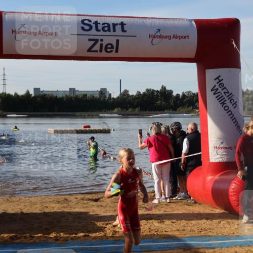 07.09.2025 - 19. Norderstedt Triathlon Luisa Fischer http://msf.ph/oto/8738067 07.09.2025 09:02:08 Schwimmen 1, 4, 44, 46, 50 meine-sportfotos.de