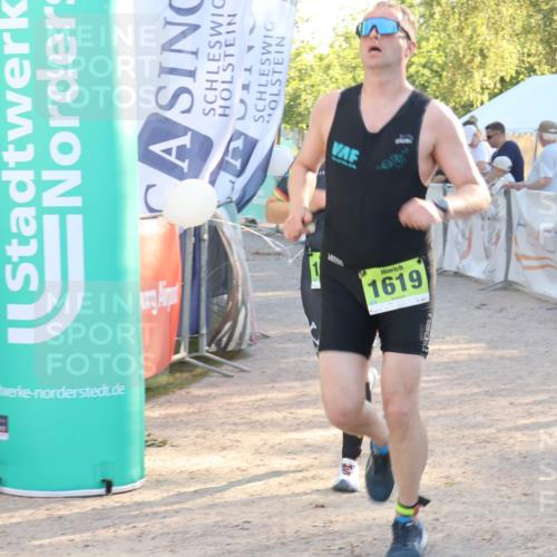 07.09.2025 - 19. Norderstedt Triathlon Luisa Fischer http://msf.ph/oto/8738070 07.09.2025 16:46:36 Ziel 1047, 1619 meine-sportfotos.de