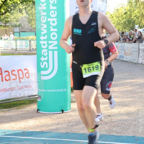 07.09.2025 - 19. Norderstedt Triathlon Luisa Fischer http://msf.ph/oto/8738083 07.09.2025 16:46:36 Ziel 1047, 1619 meine-sportfotos.de