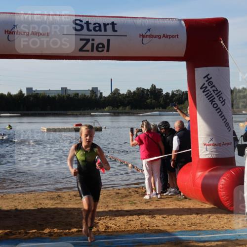 07.09.2025 - 19. Norderstedt Triathlon Luisa Fischer http://msf.ph/oto/8738105 07.09.2025 09:02:10 Schwimmen 1, 4, 44, 46, 50 meine-sportfotos.de