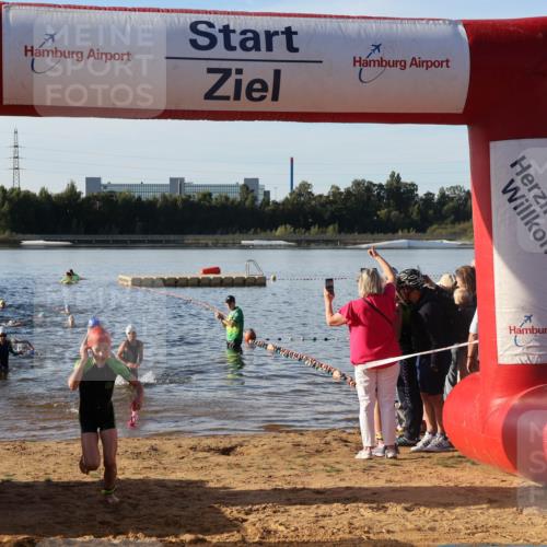 07.09.2025 - 19. Norderstedt Triathlon Luisa Fischer http://msf.ph/oto/8738129 07.09.2025 09:02:32 Schwimmen 14, 25, 33, 49, 54 meine-sportfotos.de