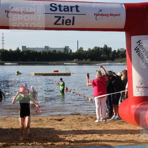 07.09.2025 - 19. Norderstedt Triathlon Luisa Fischer http://msf.ph/oto/8738137 07.09.2025 09:02:32 Schwimmen 14, 25, 33, 49, 54 meine-sportfotos.de