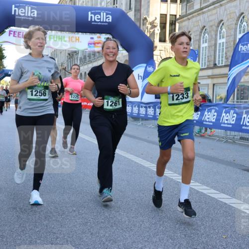 07.09.2025 - BARMER Alsterlauf Strokosch-Dieckow http://msf.ph/oto/8738141 07.09.2025 11:43:52 Ziel 1108, 1110, 1118, 1119, 1136 meine-sportfotos.de