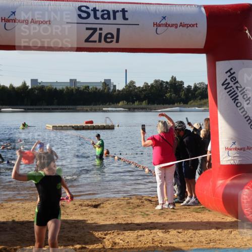 07.09.2025 - 19. Norderstedt Triathlon Luisa Fischer http://msf.ph/oto/8738148 07.09.2025 09:02:33 Schwimmen 14, 25, 32, 33, 49 meine-sportfotos.de