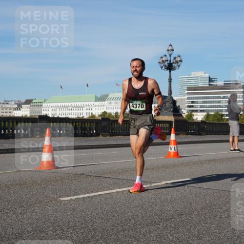 07.09.2025 - BARMER Alsterlauf Yannick Fuchs http://msf.ph/oto/8738177 07.09.2025 09:25:23 Laufen 4370, 4111, 17 meine-sportfotos.de