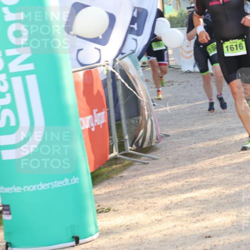 07.09.2025 - 19. Norderstedt Triathlon Luisa Fischer http://msf.ph/oto/8738183 07.09.2025 16:47:04 Ziel 503, 1087, 1616 meine-sportfotos.de