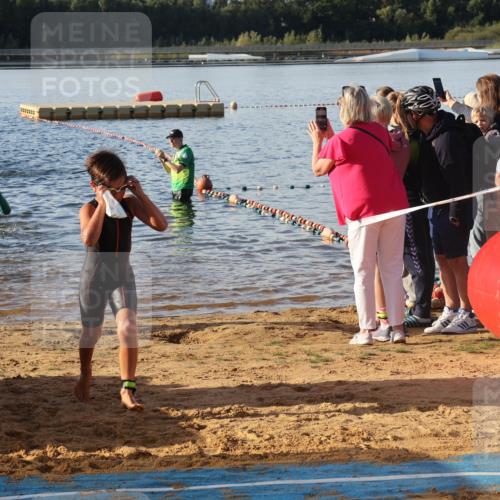07.09.2025 - 19. Norderstedt Triathlon Luisa Fischer http://msf.ph/oto/8738191 07.09.2025 09:02:37 Schwimmen 3, 14, 25, 32, 49 meine-sportfotos.de