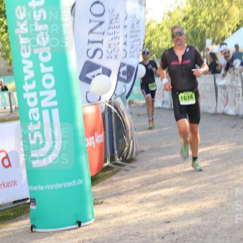 07.09.2025 - 19. Norderstedt Triathlon Luisa Fischer http://msf.ph/oto/8738193 07.09.2025 16:47:04 Ziel 503, 1087, 1616 meine-sportfotos.de