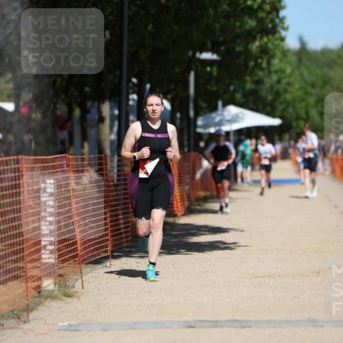 07.09.2025 - 19. Norderstedt Triathlon Michael Strokosch http://msf.ph/oto/8738226 07.09.2025 13:05:11 Laufen 307 meine-sportfotos.de