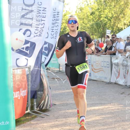 07.09.2025 - 19. Norderstedt Triathlon Luisa Fischer http://msf.ph/oto/8738257 07.09.2025 16:47:08 Ziel 1087, 1581, 1616 meine-sportfotos.de