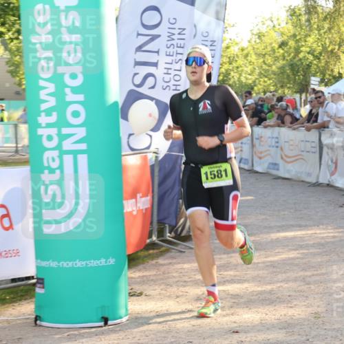07.09.2025 - 19. Norderstedt Triathlon Luisa Fischer http://msf.ph/oto/8738270 07.09.2025 16:47:08 Ziel 1087, 1581, 1616 meine-sportfotos.de