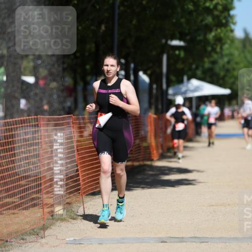 07.09.2025 - 19. Norderstedt Triathlon Michael Strokosch http://msf.ph/oto/8738274 07.09.2025 13:05:12 Laufen 307, 1360 meine-sportfotos.de