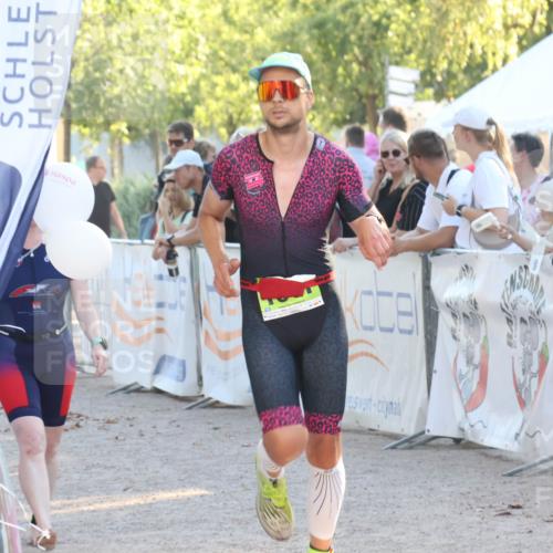 07.09.2025 - 19. Norderstedt Triathlon Luisa Fischer http://msf.ph/oto/8738290 07.09.2025 16:47:12 Ziel 1087, 1581, 1611, 1616 meine-sportfotos.de
