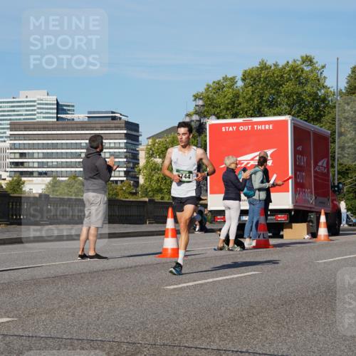 07.09.2025 - BARMER Alsterlauf Yannick Fuchs http://msf.ph/oto/8738294 07.09.2025 09:25:33 Laufen 744 meine-sportfotos.de