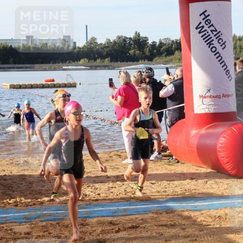 07.09.2025 - 19. Norderstedt Triathlon Luisa Fischer http://msf.ph/oto/8738330 07.09.2025 09:02:57 Schwimmen 11, 12, 15, 16, 17, 23, 31, 41, 45, 51, 55 meine-sportfotos.de